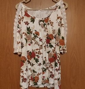 Mauricie's top size 1 16/18 NWOT